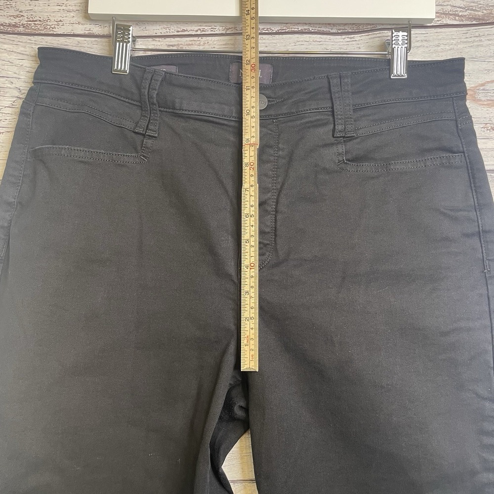 NYDJ Bailey Relaxed Jeans 14 Stretch Black Straight Leg Lift Tuck Ankle Jeans - Picture 15 of 16